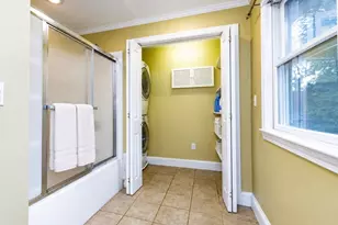 24 Norman Rd, Melrose, MA 02176 - Photo 26
