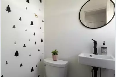 55 Paragon Rd, Boston, MA 02132 - Photo 8