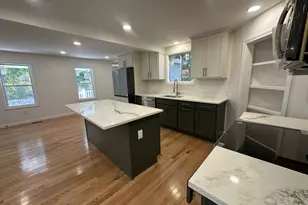 3 Regan Pl, Leominster, MA 01453 - Photo 10