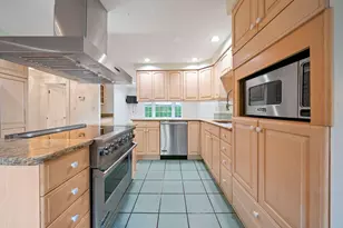 140 Mount Vernon Rd E, Weymouth, MA 02189 - Photo 6