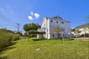 260 Metropolitan Ave, Boston, MA 02131 - Photo 14