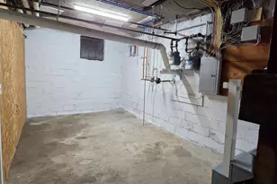 15 Howard St, Arlington, MA 02476 - Photo 16