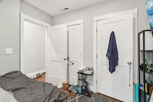 271 W Fifth St, Boston, MA 02127 - Photo 14