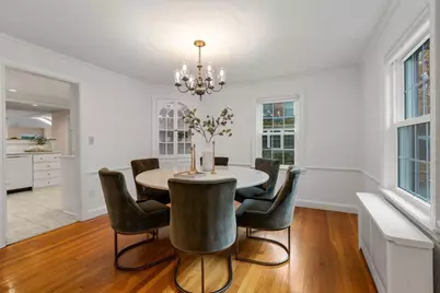 11 Martin Rd, Wellesley, MA 02481 - Photo 8