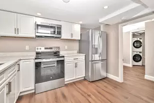 25 Malta St, Boston, MA 02126 - Photo 16
