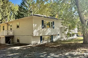 5 Patricia Dr, Tyngsborough, MA 01879 - Photo 1