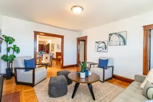 37 Cedrus Ave, Boston, MA 02131 - Photo 4