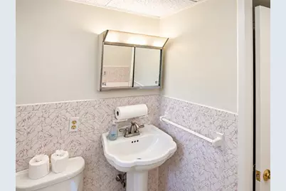21 First, Barnstable, MA 02601 - Photo 30