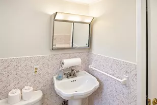 21 1st, Barnstable, MA 02601 - Photo 30