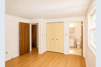 21 First, Barnstable, MA 02601 - Photo 18