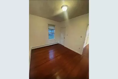 469 Mount Hope Ave #1, Fall River, MA 02724 - Photo 2
