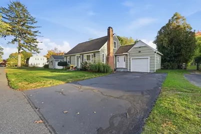 57 Parkview St, Ludlow, MA 01056 - Photo 2