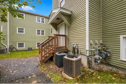 371 Aiken Ave #10, Lowell, MA 01850 - Photo 28