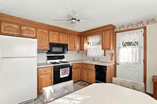 48 W Spring St, Avon, MA 02322 - Photo 10