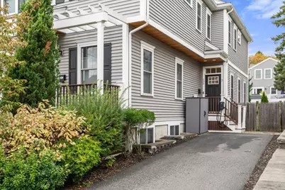 134 Edenfield Ave #2, Watertown, MA 02472 - Photo 4