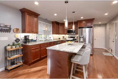 12 Gardner Ave, Sturbridge, MA 01566 - Photo 8