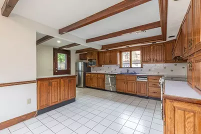 35 Villa Ave, Everett, MA 02149 - Photo 10