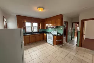9 Shamrock St, Worcester, MA 01605 - Photo 1