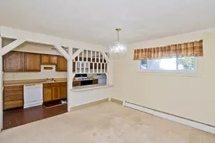 183 Applewood Dr, Chicopee, MA 01022 - Photo 10