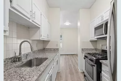 120 Pleasant #3, Cambridge, MA 02139 - Photo 2