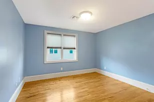13-15 Downer Ct, Boston, MA 02122 - Photo 12