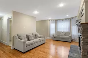 13-15 Downer Ct, Boston, MA 02122 - Photo 6