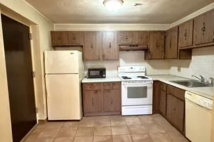 69 Milliken Ave, Franklin, MA 02038 - Photo 4