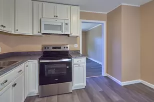 7 Jackson St, Ayer, MA 01432 - Photo 12