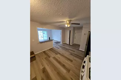 526 Third Street #6, Fall River, MA 02721 - Photo 2