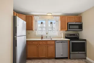 5 Maple Crest Cir, Holyoke, MA 01040 - Photo 14