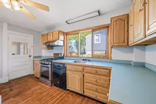 28 Vine Ave, Quincy, MA 02169 - Photo 14