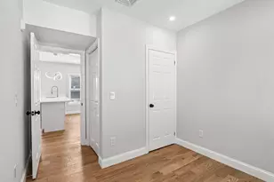 71 Albion St, Somerville, MA 02143 - Photo 8