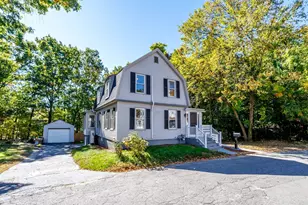 19 Kittredge St, Leominster, MA 01453 - Photo 2