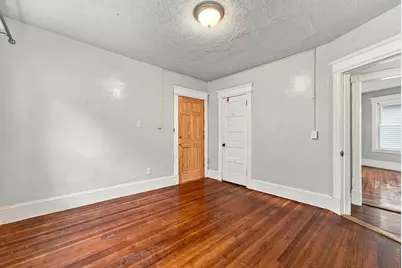 190 Oak St, Springfield, MA 01151 - Photo 12