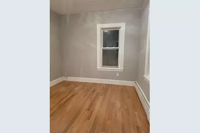 17 Warren St #1, Peabody, MA 01960 - Photo 8