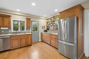 146 South St, Barre, MA 01005 - Photo 2