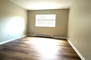 9 Weld St, Framingham, MA 01702 - Photo 4