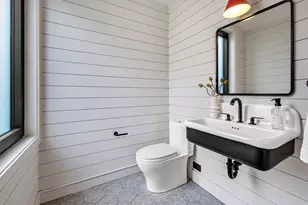 6 Holworthy Terrace, Cambridge, MA 02138 - Photo 4