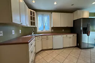 19 Shea St, Quincy, MA 02169 - Photo 10