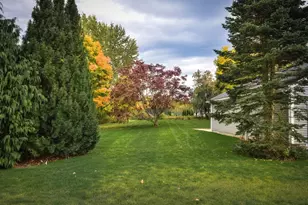 147 Highland St, Berlin, MA 01503 - Photo 40