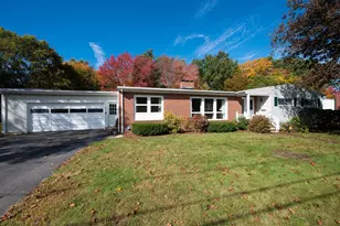 112 Bonnydale Rd, Leominster, MA 01453 - Photo 1