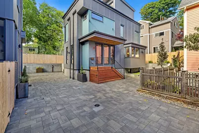 8 Holworthy Terrace #8, Cambridge, MA 02138 - Photo 30