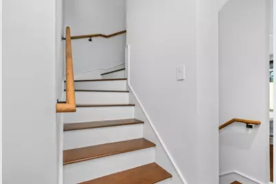 8 Holworthy Terrace #8, Cambridge, MA 02138 - Photo 12