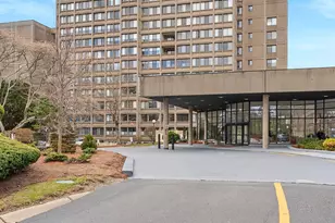 250 Hammond Pond Pkwy, Newton, MA 02467 - Photo 2