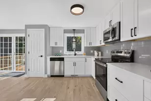 8 Reid St, Raynham, MA 02767 - Photo 8