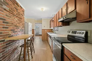 39 Mellen St, Hopedale, MA 01747 - Photo 2