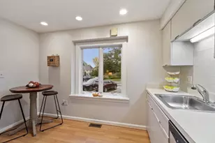 1904 Lewis O Gray Dr, Saugus, MA 01906 - Photo 8