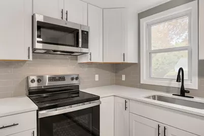 72 Leeds St, Worcester, MA 01606 - Photo 8