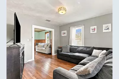 111 Packard St, Hudson, MA 01749 - Photo 8