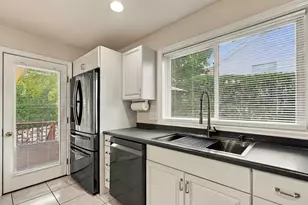 139 Captain Eames Cir, Ashland, MA 01721 - Photo 14